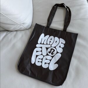 Lululemon Lg. Brown Tote Bag with White Logo
NEW came from USA store (Reusable)